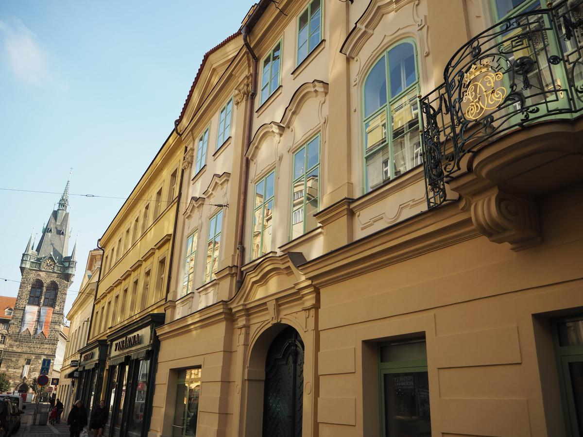 Harrachovsky Palace Прага Екстериор снимка